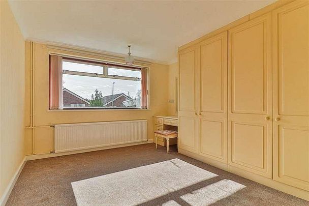 Starre Road, Bury St. Edmunds, IP33 - Photo 1