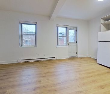 539 Prince-Arthur west - Photo 1