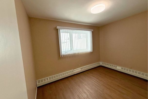 For Lease - 301 West Street Unit# 1, Orillia, Ontario - Photo 1