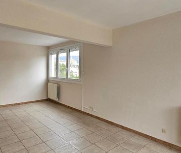 Location Appartement 4 pièces 77m² PRIVAS 07000 - Photo 2