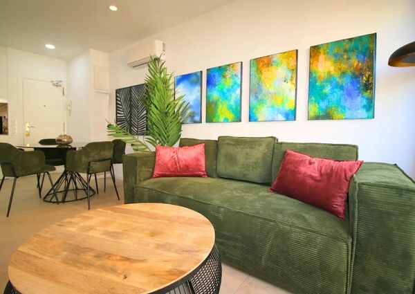 Carrer de las Navas de Tolosa, Barcelona, Catalonia 08026