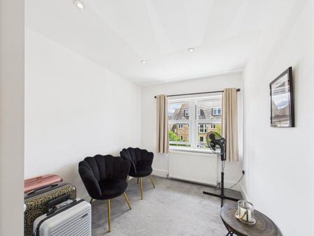 3 bedroom detached house to rent - Photo 5