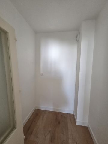 Location Appartement 4 pièces 79m² LA CHAPELLE ST LUC 10600 - Photo 4