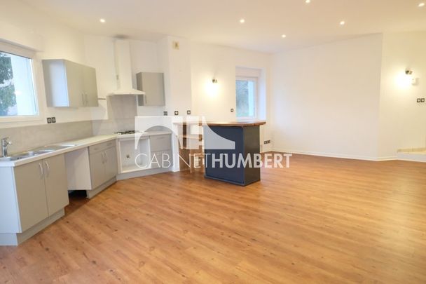 Location Appartement 3 pièces 71m² ST PRIEST EN JAREZ 42270 - Photo 1