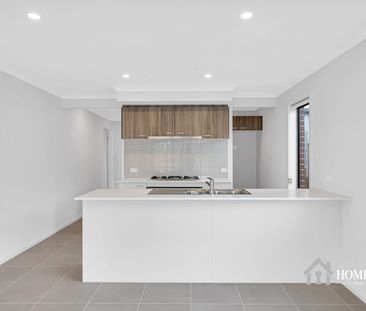 Brand New Modern Family Living in a Peaceful Beveridge Pocket - Photo 6