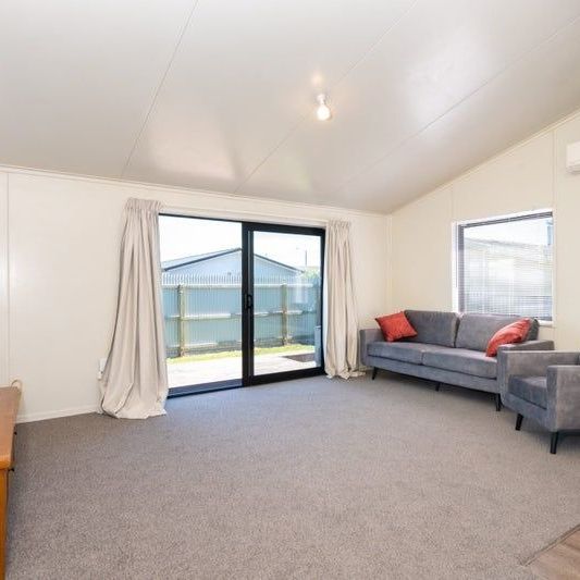 Willowpark Road, Mayfair - Photo 1