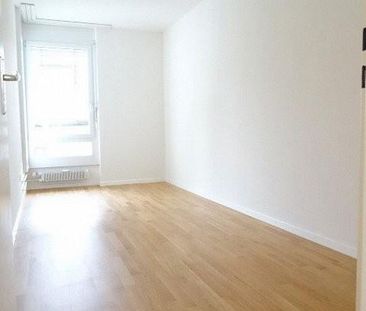Moderne 4.5-ZW à 78 m² im 2. OG mit sonnigem Balkon - Foto 6
