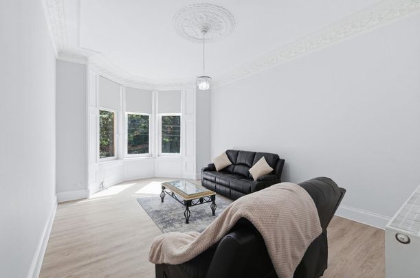 3 bedroom flat to rent - Photo 1