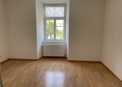 Helle, freundliche 2 Zimmer Altbau-Wohnung mit Balkon in Hauptplatznähe - Photo 4