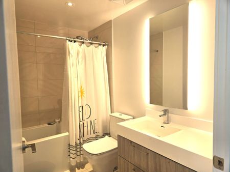 For Lease - 1 Yorkville Avenue Unit# 3903, Toronto, Ontario - Photo 5