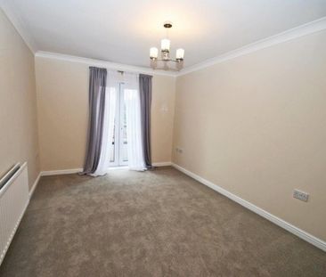 Elmers Court, Post Office Lane, Beaconsfield, Buckinghamshire,HP9 - Photo 1