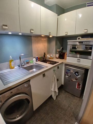 Location Appartement 1 pièce 27m² LA ROCHELLE 17000 - Photo 5