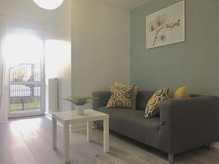 Blackfriars Road, Southsea, PO5 - Photo 2