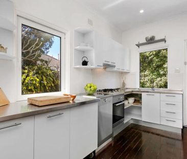 2/162 Condamine Street, Balgowlah, NSW 2093 - Photo 4