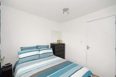 Beeches Bank, Norfolk Park, Sheffield, S2 - Photo 2