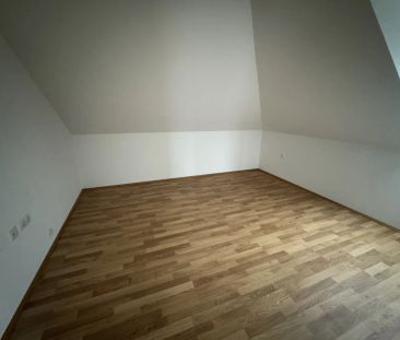 3-Zimmer-Wohnung mit Balkon in der Steinfeldgasse! Unbefristet! - Photo 2