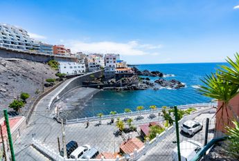 Apartamento de lujo frente al mar en alquiler a largo plazo – 0067-04458