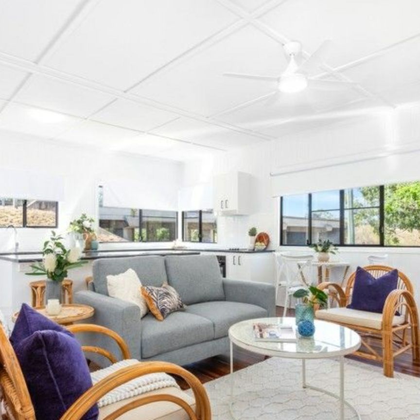 Fully Renovated + 3 Bay Shed! - Photo 1