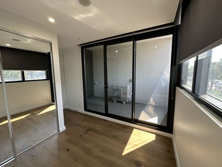 210/59-63 Warrigal Road, Hughesdale VIC 3166 - Apartment For Rent | Domain - Photo 5