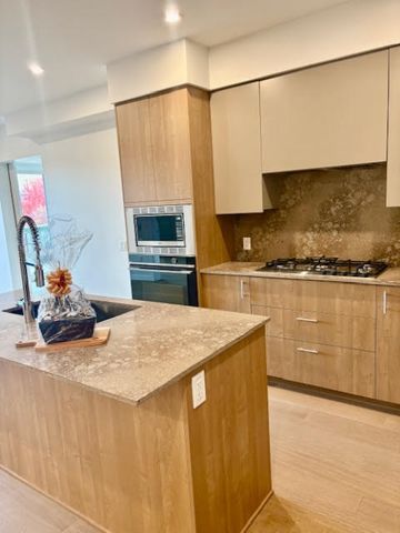 Second Floor – Corner unit – ZARA! - Photo 3