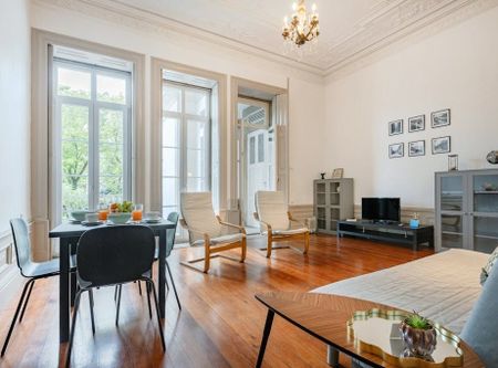 Rua de Álvares Cabral, Porto, Braga 4050-041 - Photo 5