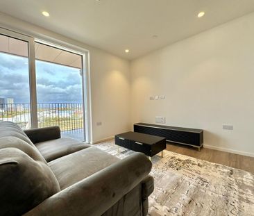 2 bedroom flat to rent - Photo 2