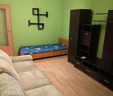 Proprietar închiriez apartament cu 3 camere aradului - Photo 3