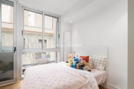 Casa con jardín privado en el corazón de Gràcia - Photo 4