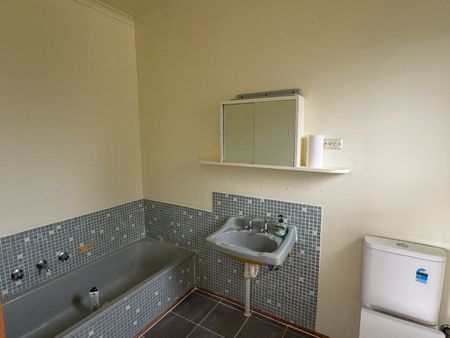 31 Canberra Street - Photo 5