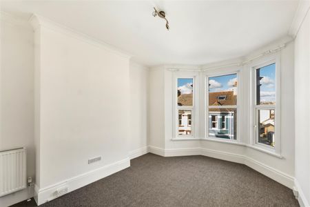 Rosslyn Park Road, Plymouth - Photo 3