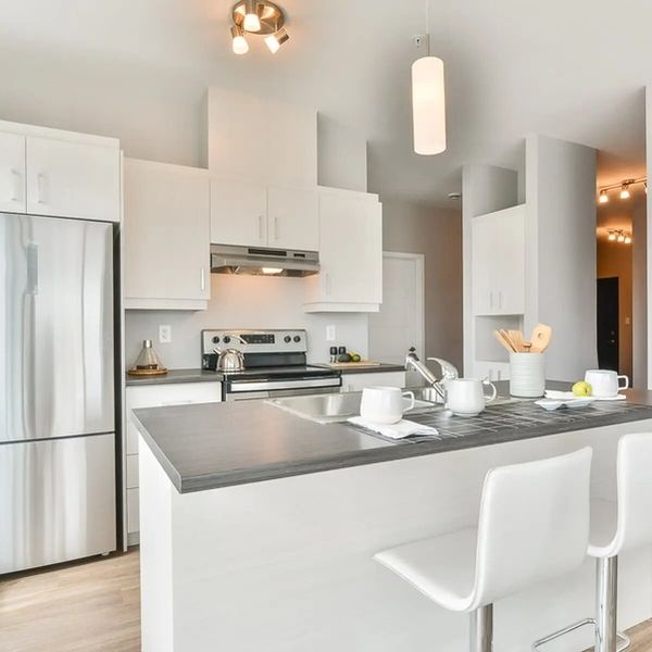 1 Bedroom - 6000 Rue De La Tourbière, Saint-Hubert - Photo 1