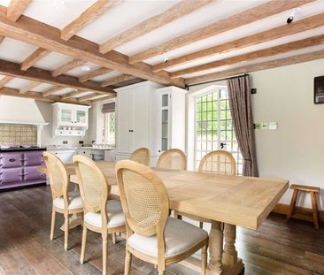 A stunning country retreat situated in the heart of the popular vil... - Photo 5
