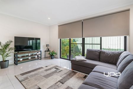 Low Maintenance & Convenient Location - Photo 2