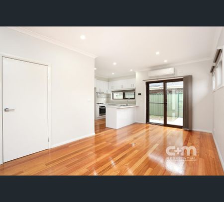 1/12 Justin Avenue, Glenroy, Vic 3046 - Photo 4