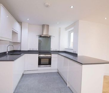 2 bedroom flat to rent - Photo 6