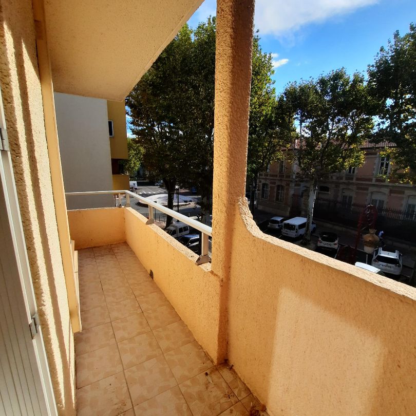 A LOUER T2 AVEC BALCON NARBONNE - Photo 1