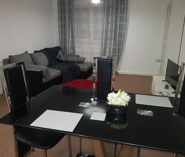 1 Bed Flat, Dudley Street, LU2 - Photo 2