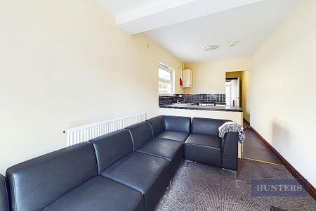 5 bedroom terraced house to rent - Photo 3