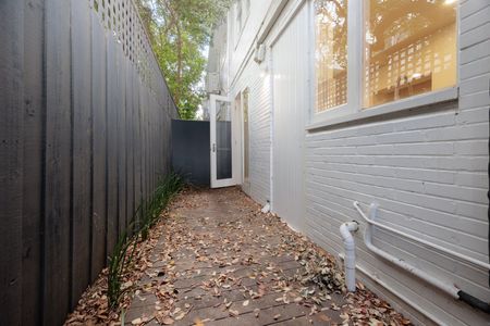 3/708 Orrong Road, Toorak VIC 3142 - Photo 5
