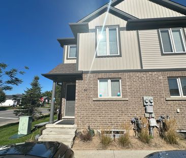 For Lease - 7768 Ascot Circle Unit# 51, Niagara Falls, Ontario - Photo 5