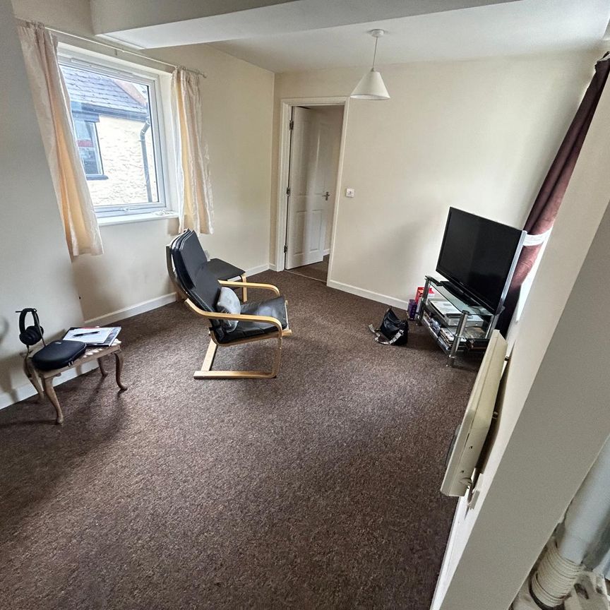 Bampton Street - Photo 1