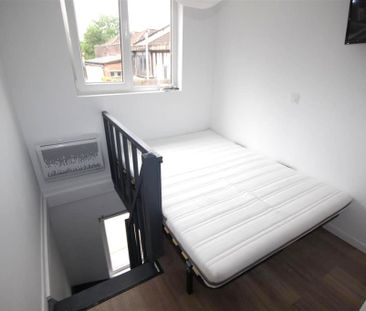 Location Appartement 1 pièce 14m² LILLE 59000 - Photo 3