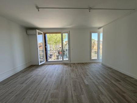 À louer – Grand T2 neuf avec balcons – Centre-ville de La Seyne-sur-Mer - Photo 4