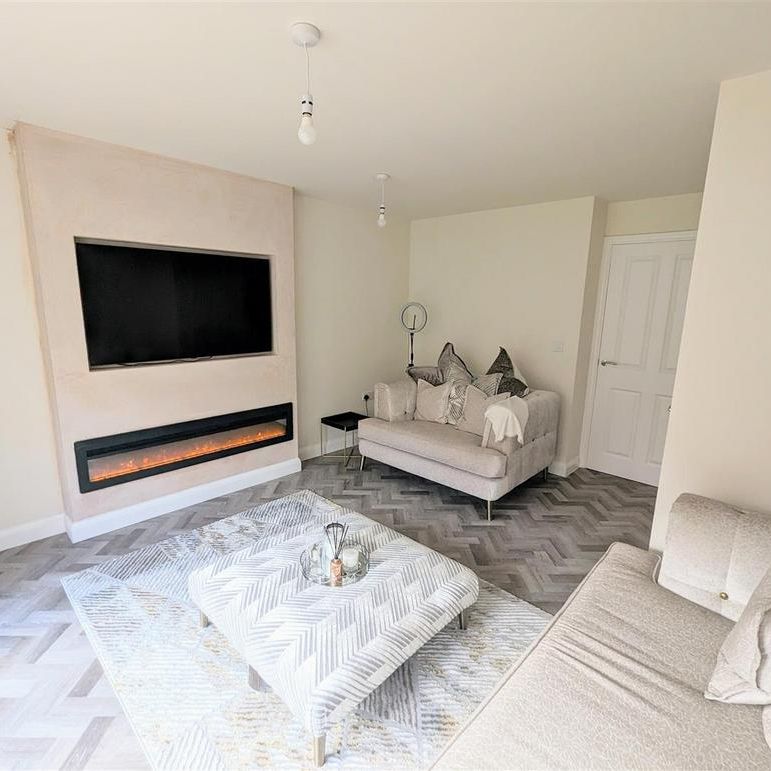 2 bedroom semi-detached house to rent - Photo 1