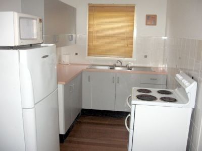 Walk to Merewether Beach! - Photo 3