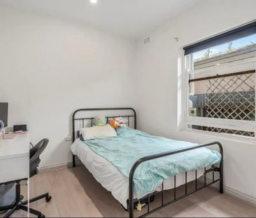 4-bedroom shared house / townhouse, Swinburne Ave - Photo 5
