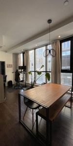 Condo luxueux et bien localisé à louer (Disponible) / Luxurious Condo well located condo for rent (Available) - Photo 3