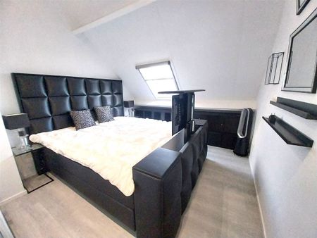 TE HUUR: Gemeubeld dakappartement met 2 slaapkamers te Heusden! - Photo 3