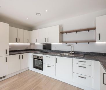 3 bedroom apartment to rent - Photo 6