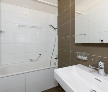 A proximité des commerces - Photo 2